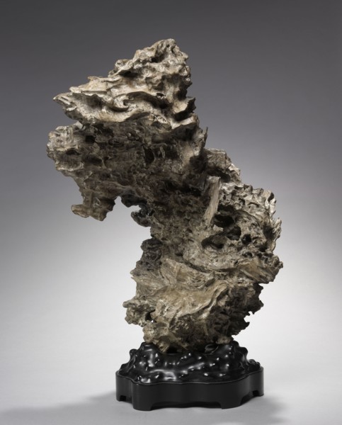 Tree Root, before 1800s. China, Qing dynasty (1644-1911). Wood with carved base; with base: 82 cm
