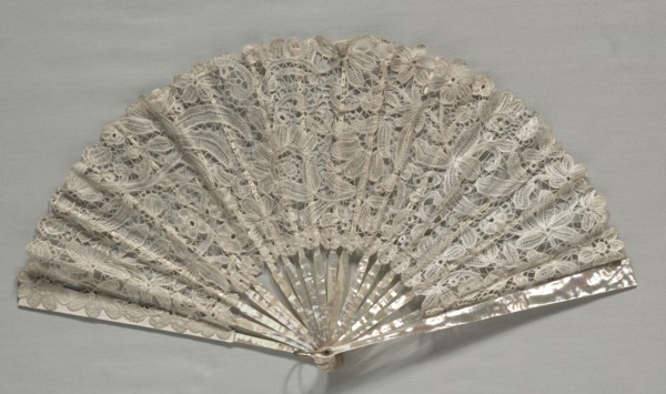 Lace Fan, c. 1860. Belgium, 19th century. Brussels bobbin lace; linen; frame: mother-of-pearl and