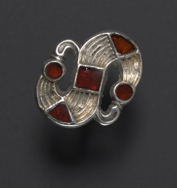 S-Shaped Fibula, 500s. Frankish, 6th century. Silver with garnets; overall: 2.2 x 2.8 x 0.8 cm (7/8