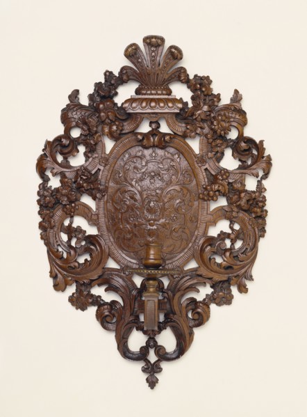 Wall Light; Nancy, Lorraine, France; about 1700; Carved fruitwood, perhaps bois de Sainte-Lucie, 43.2 x 29.5 x 12.7 cm