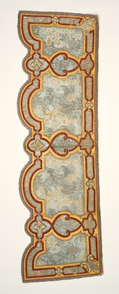 Upper outer foot valence; about 1690 - 1715; Silk satin; cording; velour; silk embroidery; damask panels with linen linings