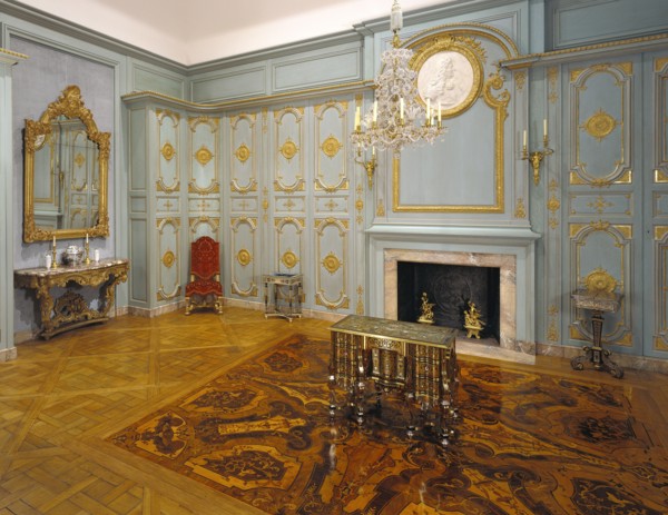 Paneling; Attributed to Jules Degoullons, French, 1671 - 1738, Paris, France; about 1719; Oak, carved, painted and gilded; 305