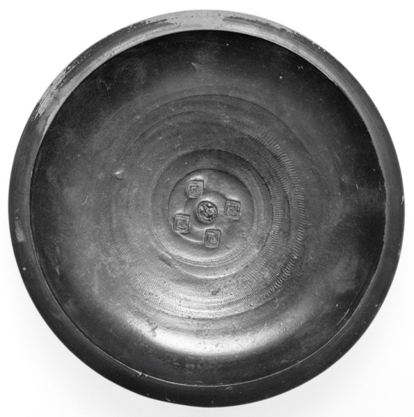 Campanian Black Bowl; Campania, South Italy, Europe; 323 - 31 B.C; Terracotta; 3.7 x 16.5 cm, 1 7,16 x 6 1,2 in