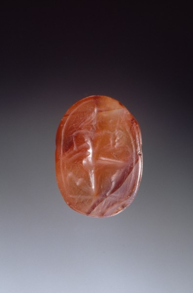 Engraved Scarab; Greece; late 6th century B.C; Carnelian; 1 x 1.9 x 1.4 cm, 3,8 x 3,4 x 9,16 in