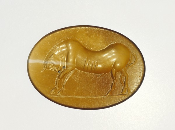 Engraved Gem; Italy; 2nd - 1st century B.C; Light brown agate; 1.8 × 1.3 × 0.2 cm, 11,16 × 1,2 × 1,8 in