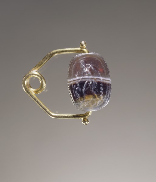 Gem in the Form of a Scarab Beetle; Etruria; 400 - 375 B.C; Onyx; 0.7 × 1.2 × 0.9 cm, 1,4 × 1,2 × 3,8 in