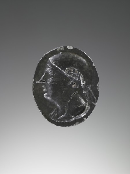 Oval intaglio; Egypt; 3rd - 2nd century B.C; Bronze; 2.4 × 2 × 0.3 cm, 15,16 × 13,16 × 1,8 in