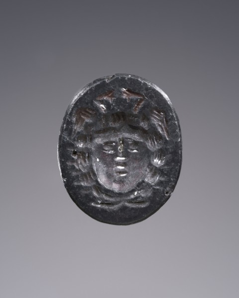 Engraved Gem; 2nd - 3rd century; Hematite; 1.8 cm, 11,16 in