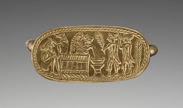 Ambush at a Fountain; Etruria; 550 - 500 B.C; Hoop: gold-plated silver; bezel: gold; 2.1 × 1 cm, 13,16 × 3,8 in