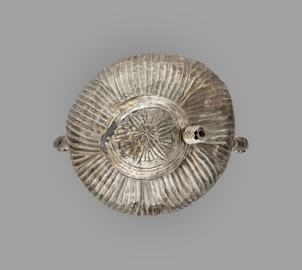 Spouted Jar with Lion-Griffin Handles; Persian Empire; 400–330 B.C; Gilt silver; 32.1 × 22.2 × 18.4 cm