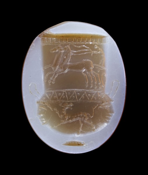 Gem: Mixing Vessel Decorated with a Chariot and a Panther; Italy; 1st century B.C; Banded agate, blue and brown; 1.6 × 1.3 × 0.3