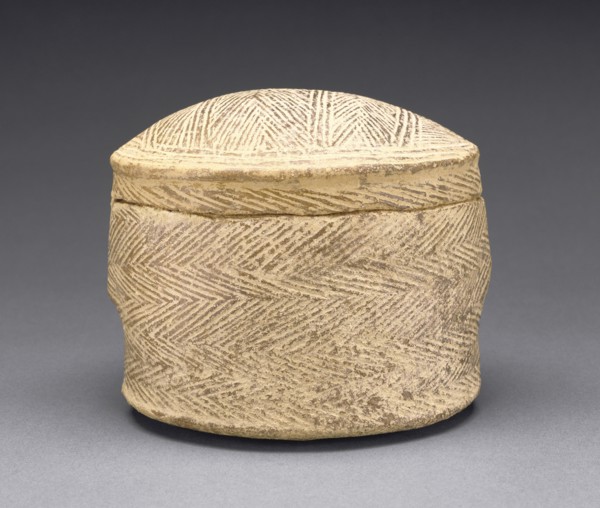 Lidded Container with a Herringbone Pattern; Cyclades, Greece; 3000–2800 B.C; Terracotta; 16.4 × 14 cm, 6 7,16 × 5 1,2 in
