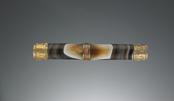 Pendant for a Chain; Iran, ?, 2nd - 1st century B.C; Agate, dark stone, rock crystal and gold