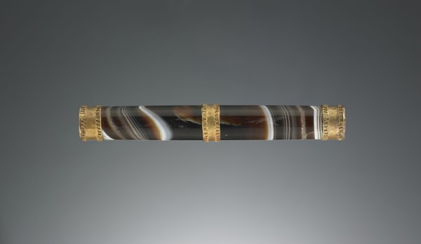 Pendant for a Chain; Iran, ?, 2nd - 1st century B.C; Agate, dark stone, rock crystal and gold