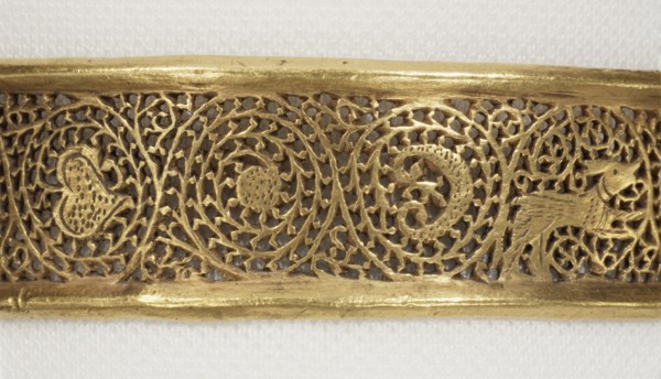 Bracelet; Roman Empire; 250 - 400; Gold; 1.4 × 6.3 cm, 9,16 × 2 1,2 in