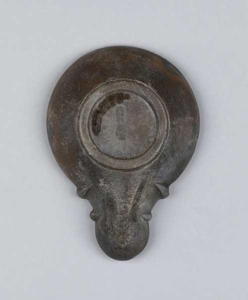 Lamp, Anatolia; 1st - 4th century; Terracotta; 3.3 x 9.5 x 12 cm, 1 5,16 x 3 3,4 x 4 3,4 in