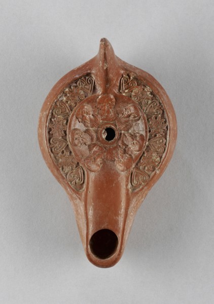 Lamp, North Africa; 1st - 4th century; Terracotta; 3.4 x 8.7 x 14.5 cm, 1 5,16 x 3 7,16 x 5 11,16 in