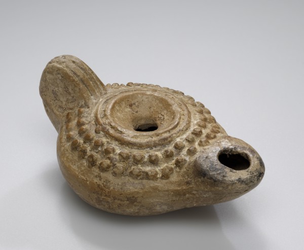 Lamp, Asia Minor; 1st - 4th century; Terracotta; 2.4 x 5.5 x 8.6 cm, 15,16 x 2 3,16 x 3 3,8 in