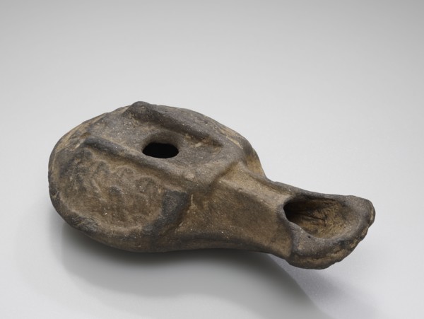 Lamp, Asia Minor; 1st century B.C; Terracotta; 3.4 x 7 x 11.2 cm, 1 5,16 x 2 3,4 x 4 7,16 in