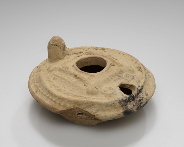 Lamp, Asia Minor; 5th - 6th century; Terracotta; 3.2 × 8.2 × 8.2 cm, 1 1,4 × 3 1,4 × 3 1,4 in