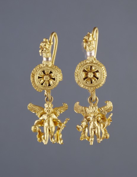Disk Pendant Earrings with a Figure of Eros; Alexandria, Egypt; 220 - 100 B.C; Gold and pearls; 4.8 cm, 1 7,8 in