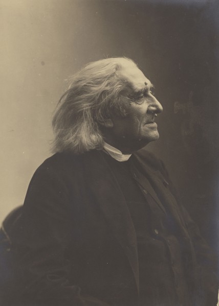 Franz Liszt; Nadar, Gaspard Félix Tournachon, French, 1820 - 1910, 1886; Gelatin silver print; 15.3 x 10.9 cm, 6 x 4 5,16 in