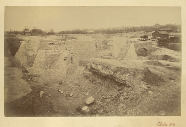 Pier no. 2, from the back; Louis-Émile Durandelle, French, 1839 - 1917, 1887; Albumen silver print