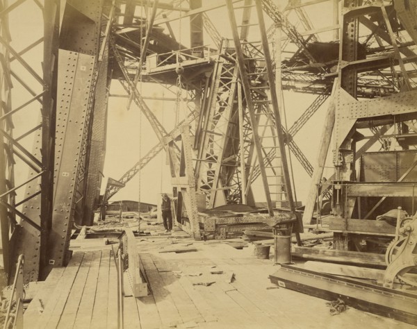 Platform and worker; Louis-Émile Durandelle, French, 1839 - 1917, 1888 - 1889; Albumen silver print