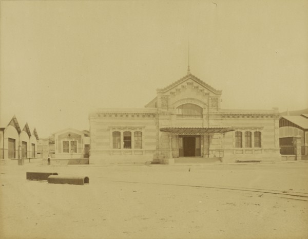 Douane d'Arica; 1876; Albumen silver print
