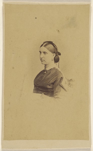 woman in 3,4 profile, seated; about 1865; Albumen silver print