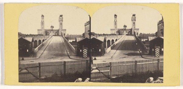 Le pont neuf a Cologne; French; about 1865; Albumen silver print