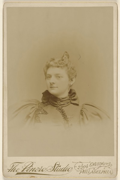 Portrait of a woman; Pinero Studio; 1890s; Gelatin silver print