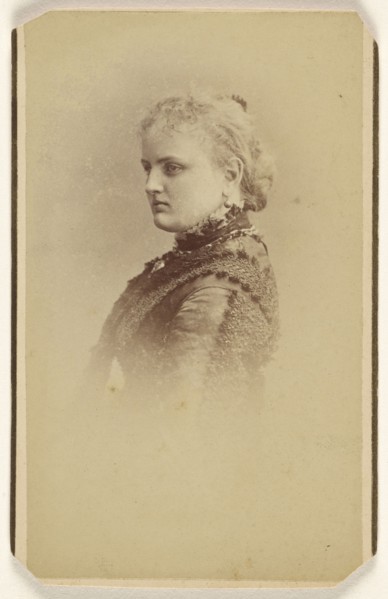 woman in profile, printed in vignette-style; Beer & Company; 1865 - 1875; Albumen silver print