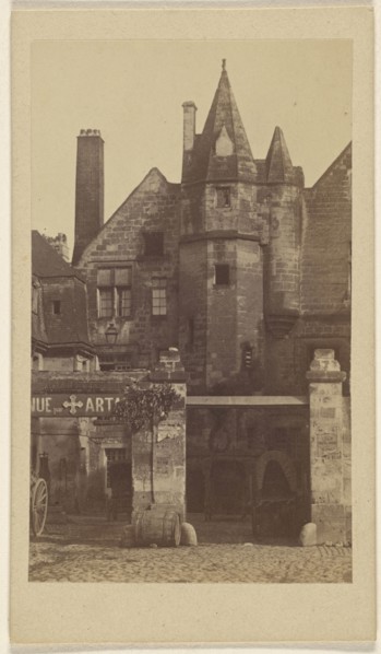 Hotel de la Croix Blanches, Tours; French; 1865 - 1875; Albumen silver print