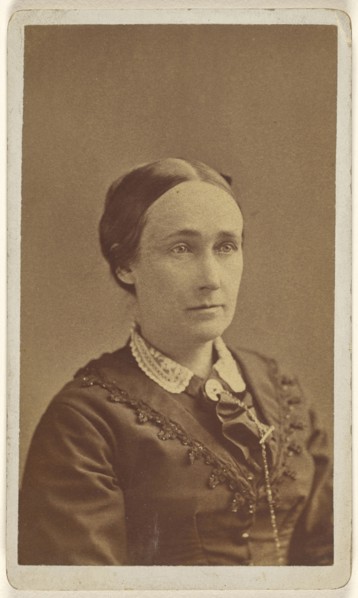 Bust length portrait of an  woman; Hastings & White & Fisher; about 1880; Albumen silver print