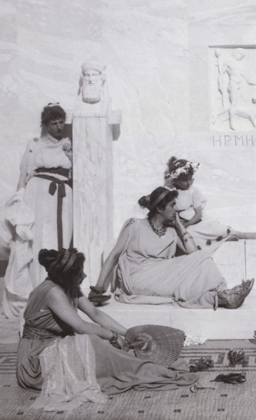 Four Figures in Classical Ancient Roman Costumes; Guido Rey, Italian, 1861 - 1935, about 1885; Platinum print; 14.8 × 9 cm