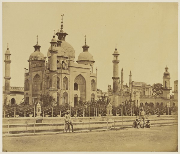 Mosque in the Interior of the Hosainabad Emambara; Felice Beato, 1832 - 1909, India; 1858; Albumen silver