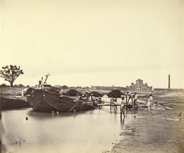 Bridge of Boats Over the Gomti River; Felice Beato, 1832 - 1909, Henry Hering, 1814 - 1893