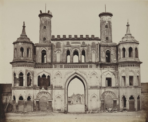 The Motee Mahal; Felice Beato, 1832 - 1909, Henry Hering, 1814 - 1893, India; 1858 - 1862
