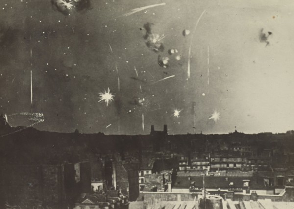 Bombs over low buildings; Fédèle Azari, Italian, 1895 - 1930, Italy; 1914 - 1919; Gelatin silver print; 11.8 x 12.3 cm