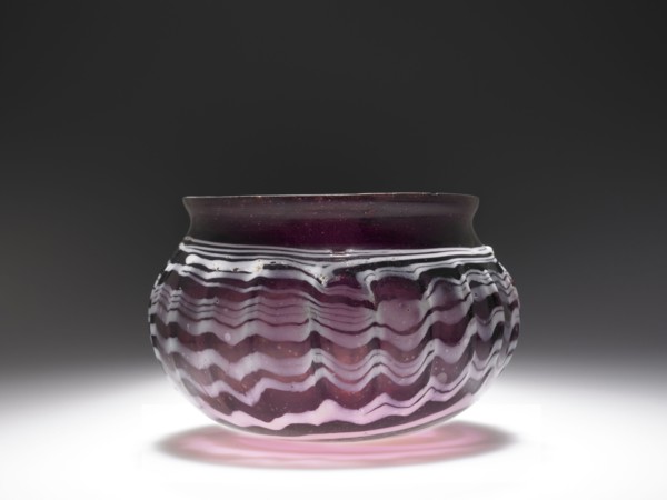 Rippenschale Bowl; Eastern Mediterranean, Italy; second half of 1st century B.C; Glass; 6.5 x 8.1 cm 2 9,16 x 3 3,16 in