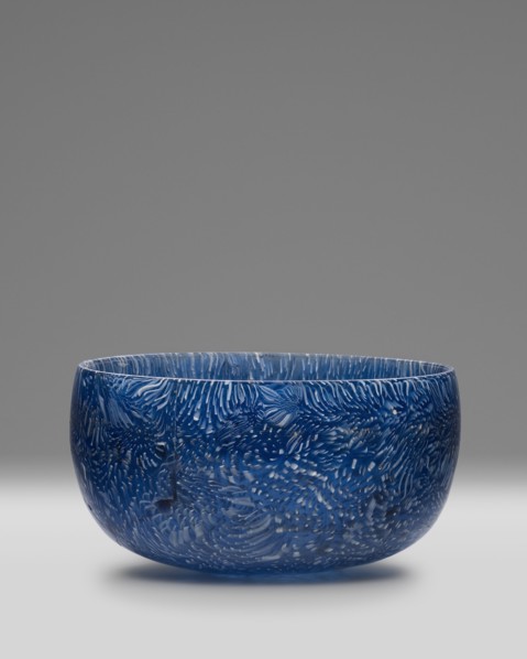 Bowl; Workshop in the Eastern Mediterranean, Italy; 1st century B.C; Glass; 5.2 x 10.2 cm 2 1,16 x 4 in