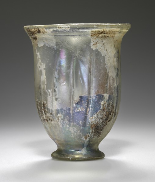 Beaker; Workshop in the Eastern Mediterranean, Eastern Mediterranean; 1st - 2nd century; Glass; 9.8 x 8.3 cm, 3 7,8 x 3 1,4 in