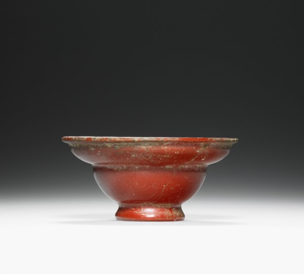 Bowl; Eastern Mediterranean or Italy; end of 1st century B.C. - beginning of 1st century A.D; Glass; 3.4 x 7.3 cm
