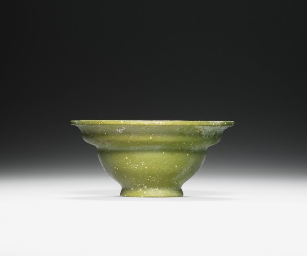 Bowl; Eastern Mediterranean or Italy; end of 1st century B.C. - beginning of 1st century A.D; Glass; 3.3 x 7.3 cm