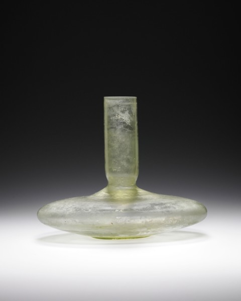 Flask; Eastern Mediterranean; 2nd - 3rd century; Glass; 9.5 x 11 cm, 3 3,4 x 4 5,16 in