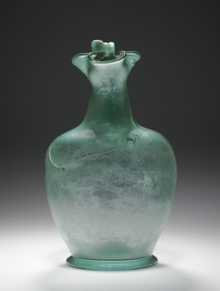 Oinochoe; Roman Empire; 3rd century; Glass; 21 x 11.8 cm, 8 1,4 x 4 5,8 in