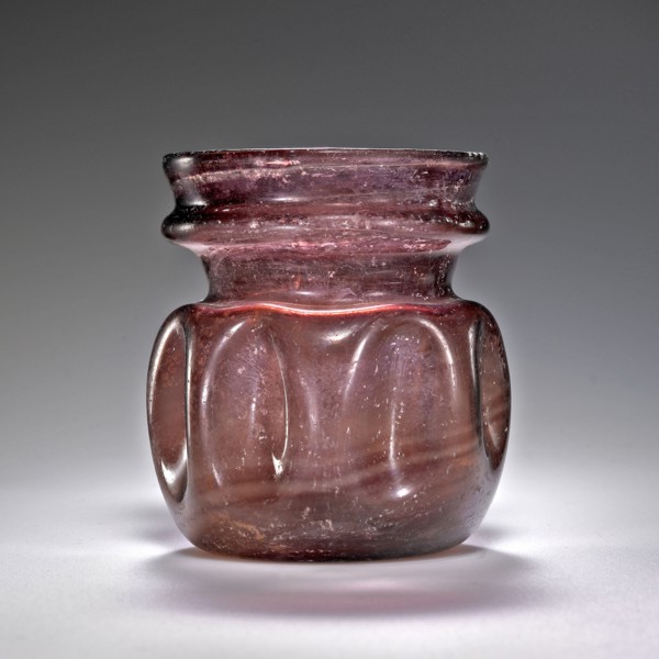 Beaker; Roman Empire; 3rd - 4th century; Glass; 8 x 6.9 cm, 3 1,8 x 2 11,16 in