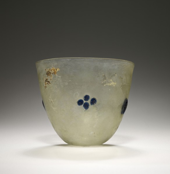 Conical Lamp; Eastern Mediterranean; 4th - 5th century; Glass; 7 x 10 cm, 2 3,4 x 3 15,16 in