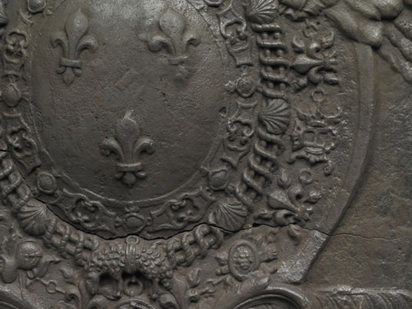 Fire Back; French; about 1703 - 1725; Cast iron; 80 x 96 cm, 131.5431 kg, 31 1,2 x 37 13,16 in., 290 lb.